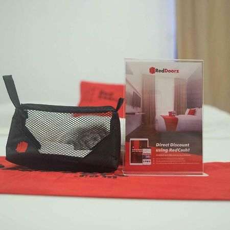 Reddoorz Premium @ Amaia Skies Avenida マニラ市 エクステリア 写真